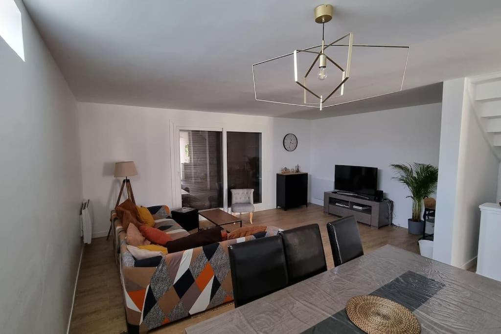 Maison Chaleureuse Villepinte  Dış mekan fotoğraf